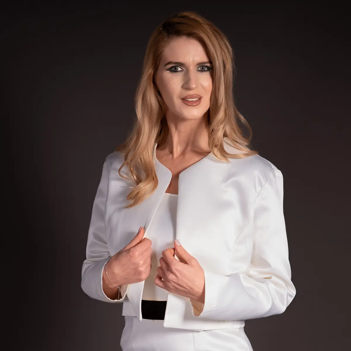 Headshot profesional pentru LinkedIn — portret business